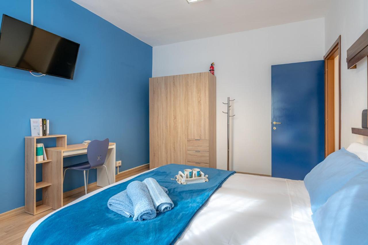 Bilocale blue relax Apartment Erba Exterior foto